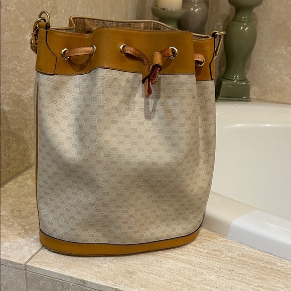 Vintage Gucci Bucket Bag - Picture 1 of 15